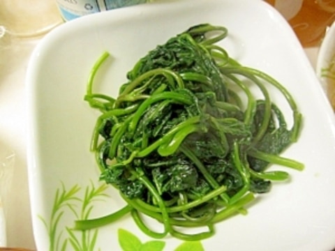 空心菜の塩炒め